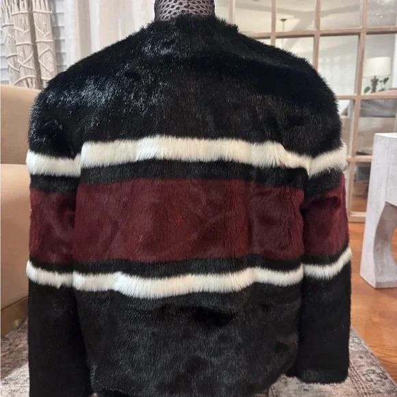 Catherine Malandrino Black and Burgundy Teddy Jacket - Picture 6 of 6